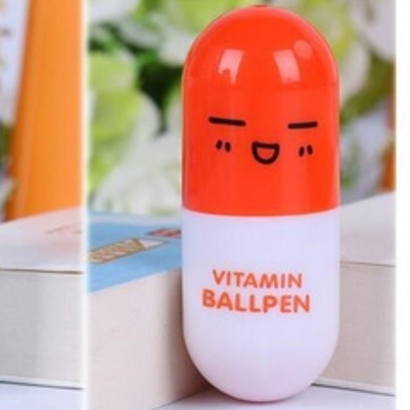 NEW Cute ORANGE Capsule Retractable Ballpoint Pen - Picture 1 of 3